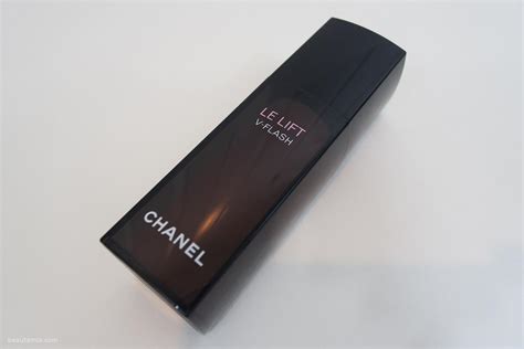 chanel v flash serum reviews|chanel la solution review.